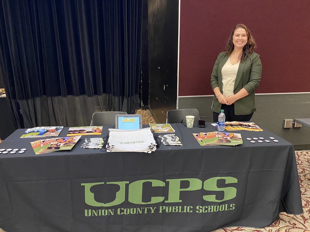 MsKateMcGee's tweet photo. @UCPS_NCJobs in action at ENCCA career fair! #teamucps #joinucps https://t.co/PvtzYWD6sK
