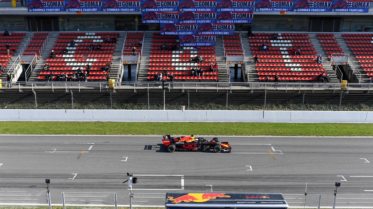 Go Max! <a href="/Max33Verstappen/">Max Verstappen</a> 🇳🇱🦁 #F1Testing