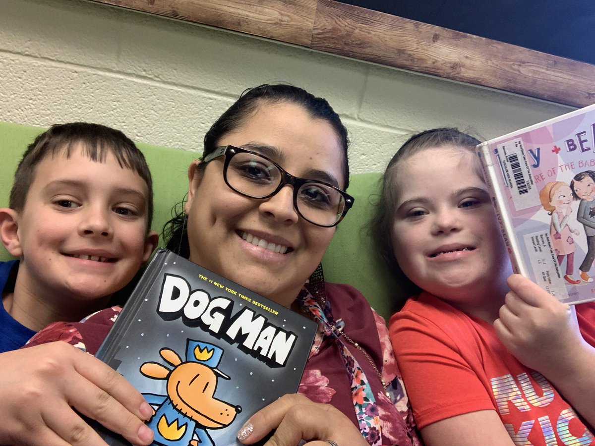 Independent reading with these cuties! #readingrocks #tvtigers2020 @TV3rdGrade