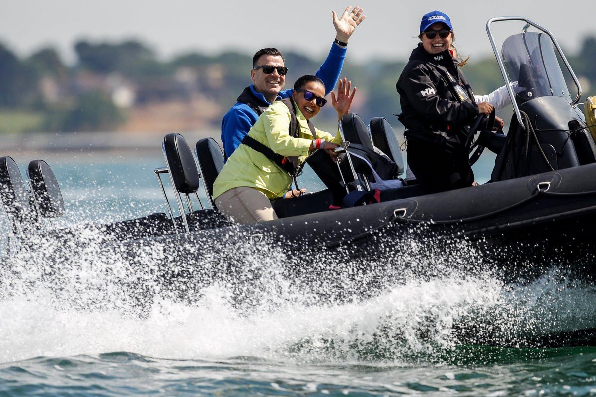 Motivate, reward, or inspire with our yacht and RIB sailing days: a sailing day package on one of our yachts with the use of a high performance RIB to blast you and your guests across the Solent at pulse racing speeds.
britanniaevents.co.uk/sailing-days/y… #teambuilding #events #teamevents