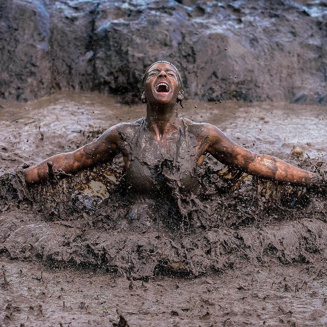 SpartanRace's tweet photo. Let's see them.....show off your most epic #dunkwallWednesday photo ever! 👊

#spartanrace #WednesdayVibes https://t.co/L4Cy555skJ