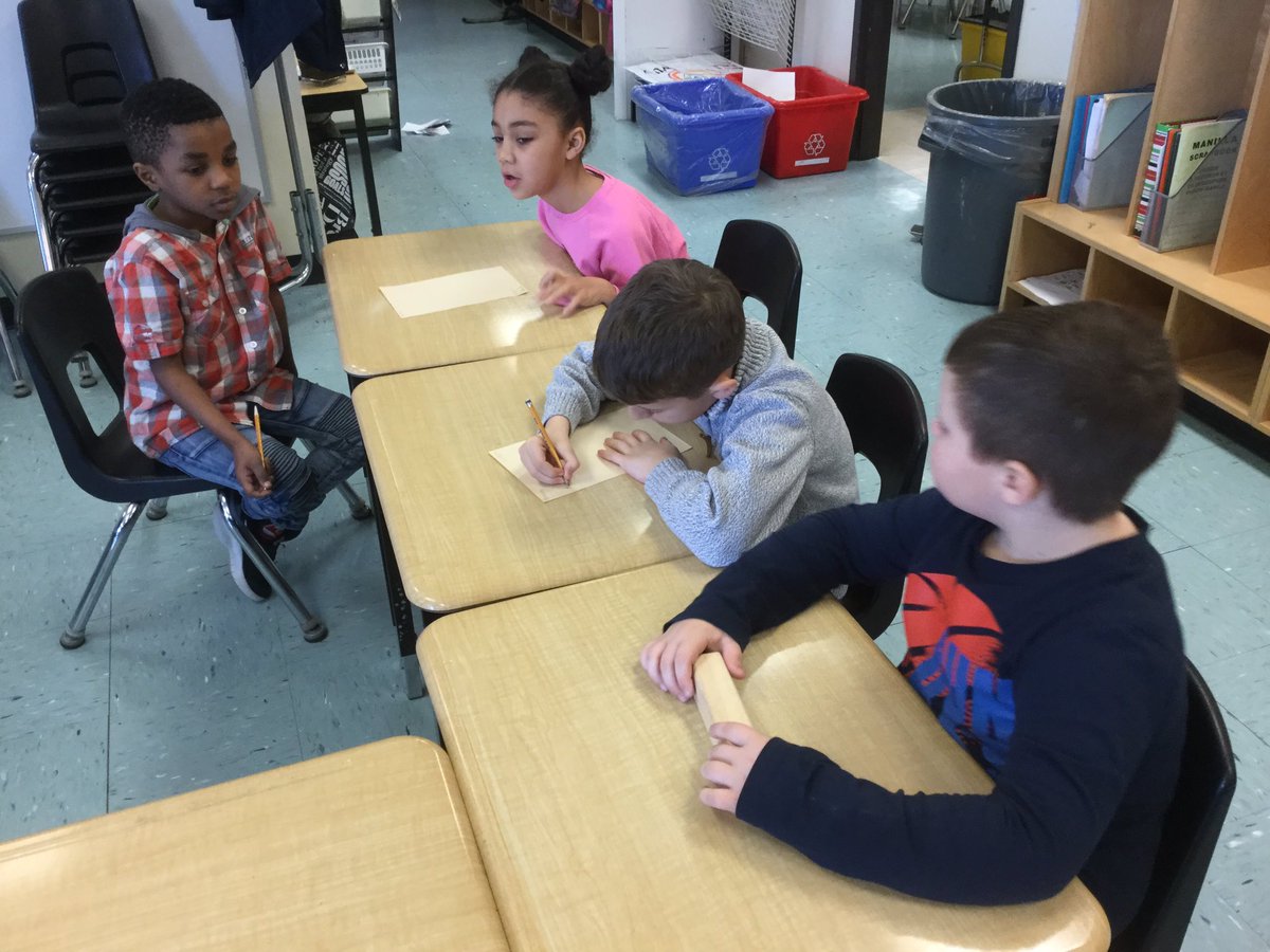 MmeAndrews's tweet photo. Deciding if mm, cm or m are the appropriate unit for classroom objects @ForestGladePS https://t.co/6V3PJfDFCb