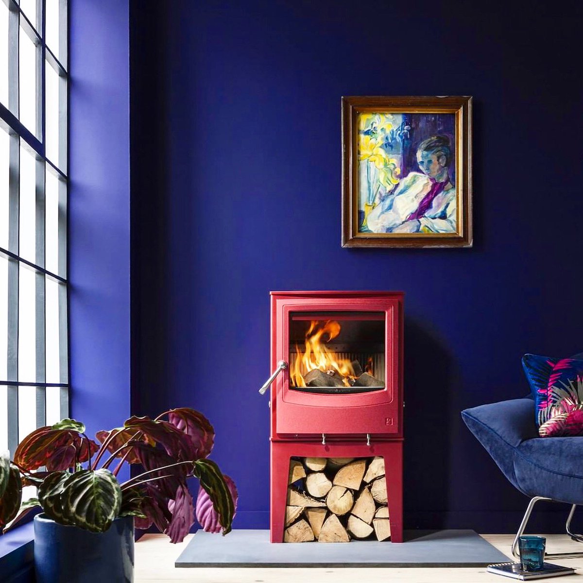BOLD &amp; BEAUTIFUL 💜
Sleek, stylish, colourful, compact and customisable - Arada stoves have it all, with a variety of options available for you to design your dream wood-burning stoves. Choose from a range of colour options, heights, storage options and more. #ShopStamford