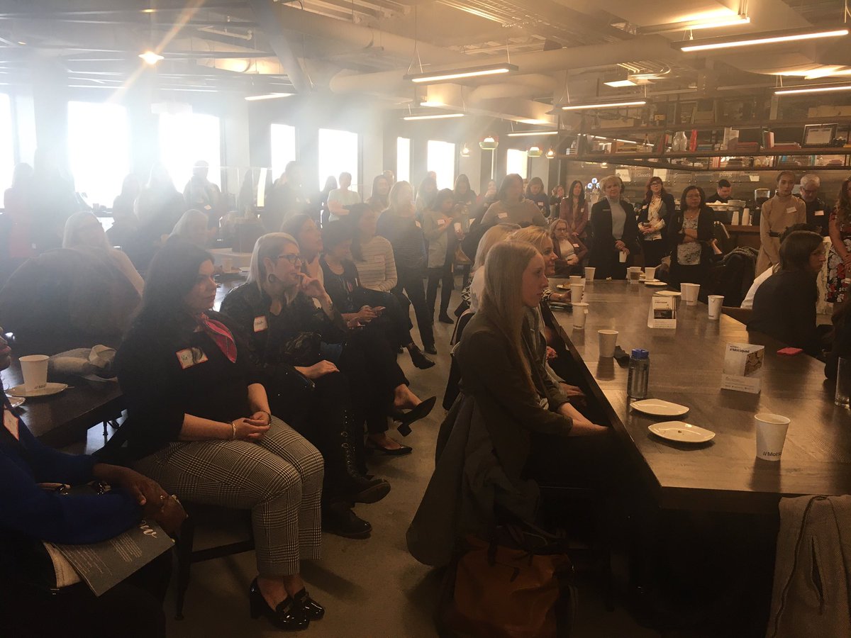 Ha_Venture's tweet photo. Great turnout again this morning for our #ABF4 Breakfast! We are so grateful for the support 😊 @AzureCap @bdc_ca @the_A100 @AboutRogers #womenintech #wit #femaleentrepreneur https://t.co/5LdLnHDeh9