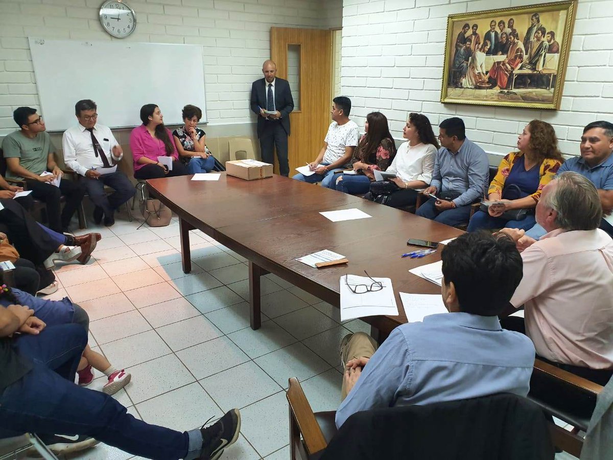 Miembros de la Iglesia de Jesucristo de los Santos de los Últimos Días de la ciudad de #Copiapó participaron en una nueva jornada de un #DiálogoCiudadano, dando a conocer sus necesidades e ideas en el proceso que realiza #ElChileQueQueremos.