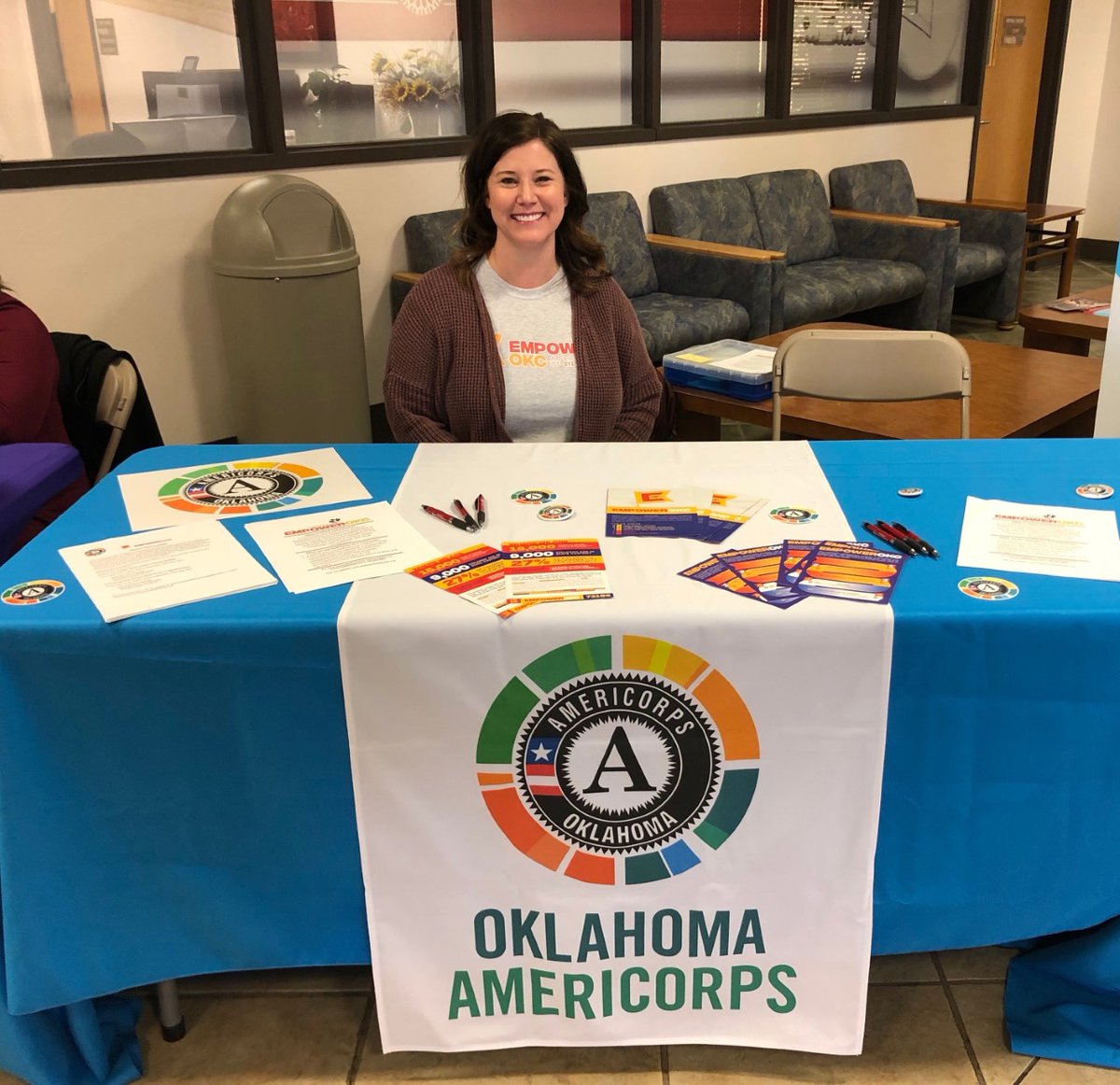 EmpowerOKC's tweet photo. We are recruiting for AmeriCorps members and volunteers at OCCC from 10am-2pm today. Stop by and say hi to Misty! 

#EmpowerOKC #AmeriCorps #LilyfieldOK #Nonprofit https://t.co/Vf2k25IjQJ