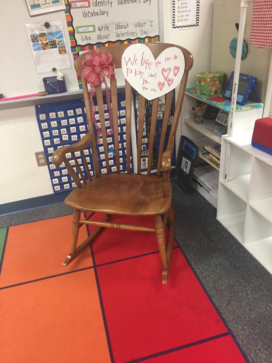 My class surprised me with an item from my wish list! Best valentine gift ever♥️ Thank you!
#gesshineon