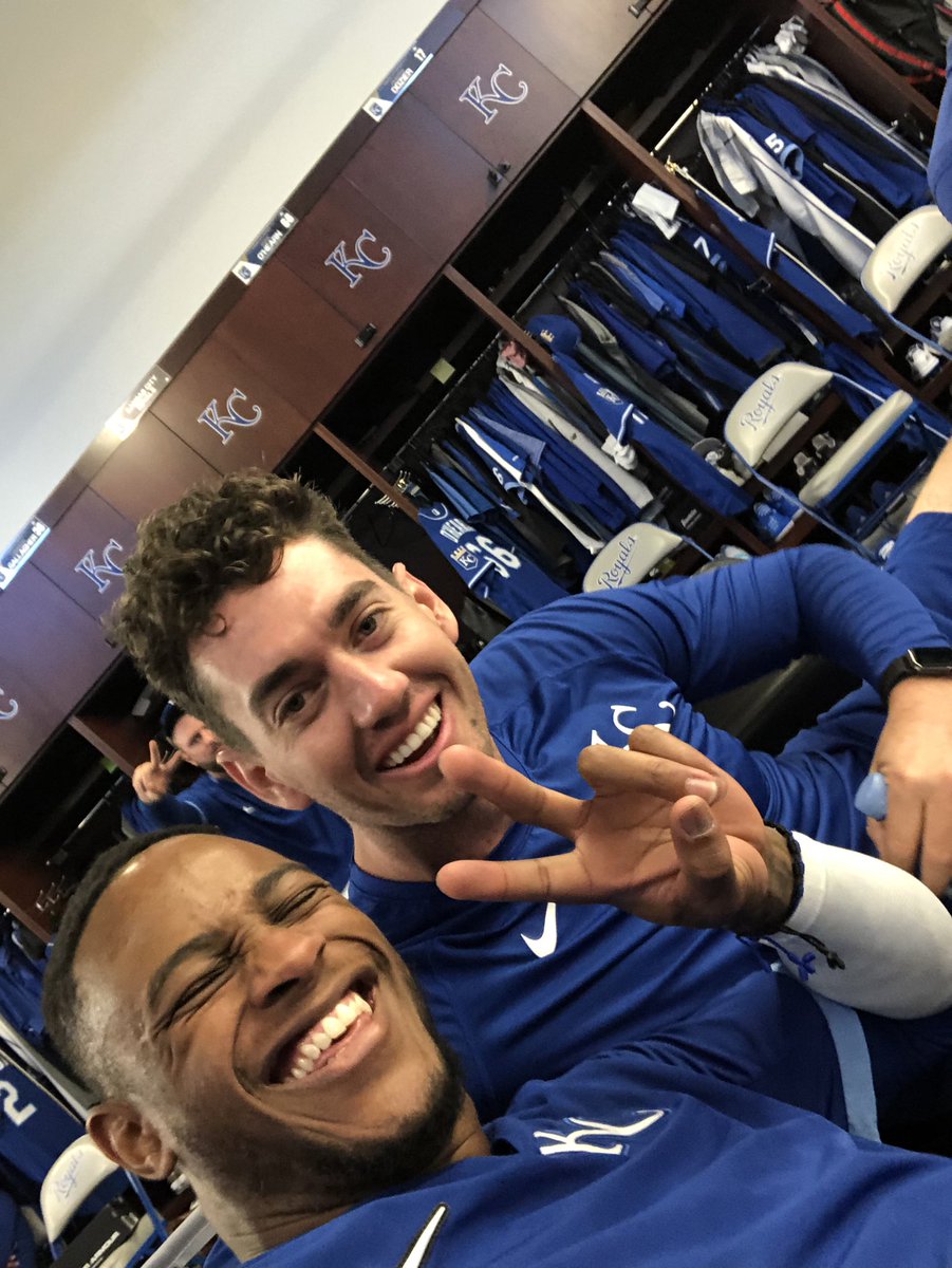 Day 2 w/ @LBsTheZone 😂😂 I’ll be bringing you a selfie with a new player each day of Spring Training (to the best of my ability).