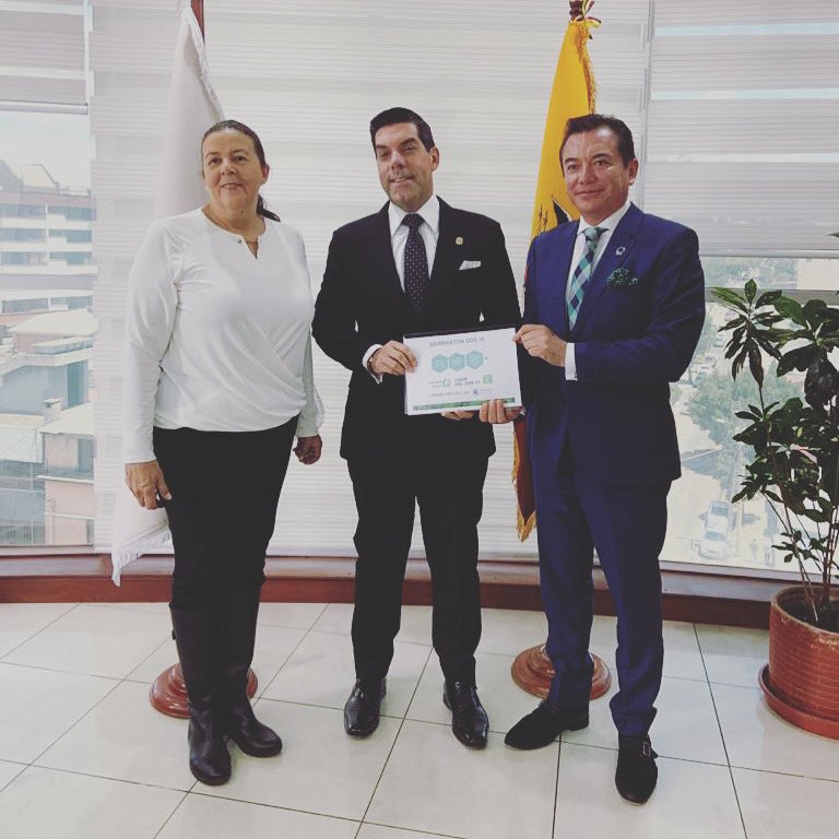El día de ayer el Ministro del Ambiente aprobó coordinar de manera técnica la Siembraton liderada por el JK y Pacto Global Ecuador en coordinación con el Ministerio de Educación y la Red de Colegios Unidos por los ODS. #AquíCambiamosElMundo