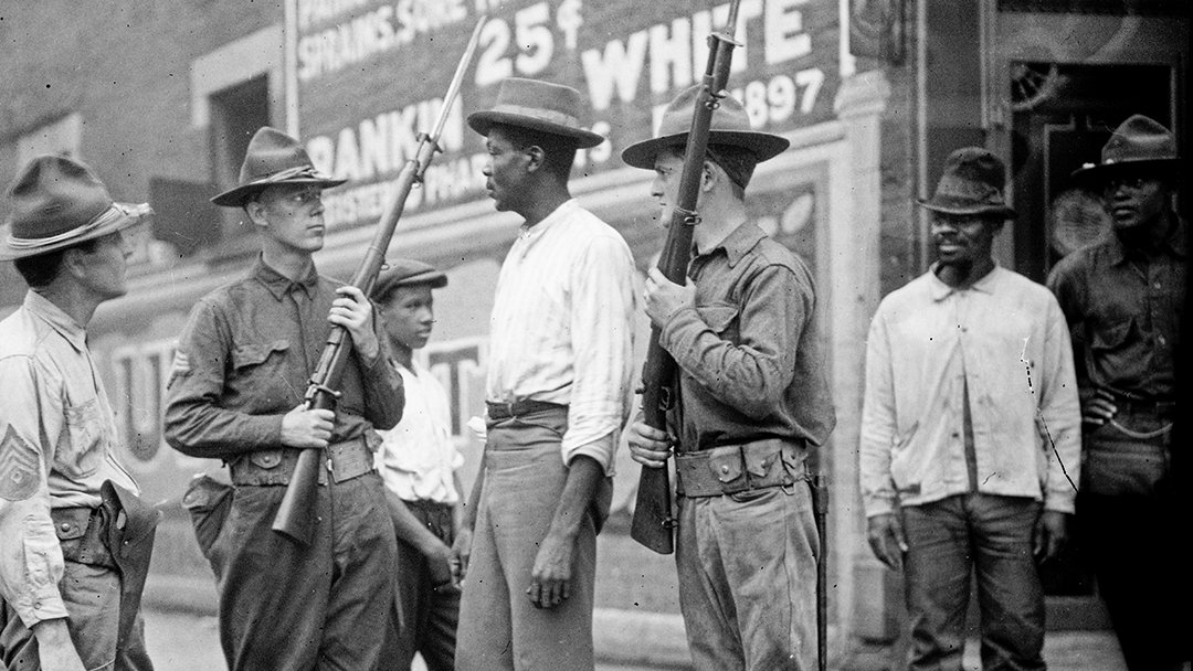 NewberryLibrary's tweet photo. We're honored to receive the 2020 Outstanding Public History Project Award from @ncph for "Chicago 1919: Confronting the Race Riots." @NEHgov #Chi1919 https://t.co/gHKQHOp3A0 https://t.co/YWfMVuPKio