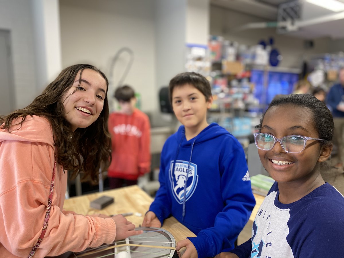 4lexgutierrez's tweet photo. It was great to help #AISLearns Ss bring their ideas to life / #prototype musical instruments! #steamed #makerspace - Thank you @Di_R0 @GregHucks @atlantaSTEAM @shaunyk https://t.co/pHLT2FKeG2