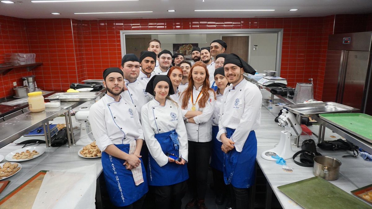 gul rengi makara birim istanbul aydin universitesi gastronomi ders programi bilsanatolye com