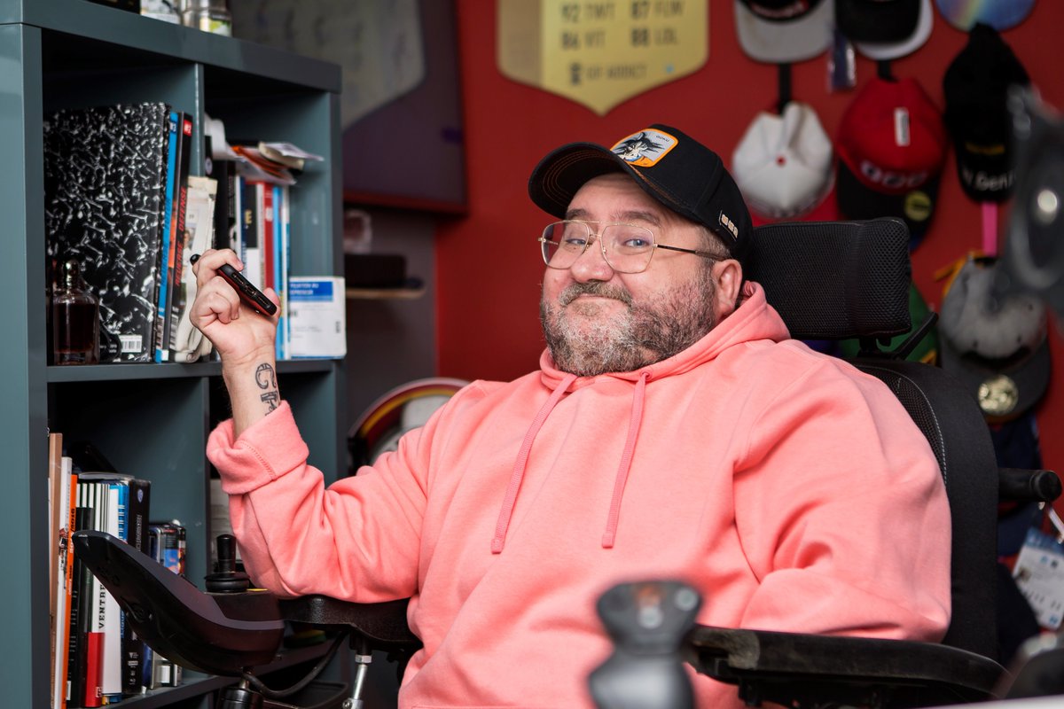 Access Market tweet media