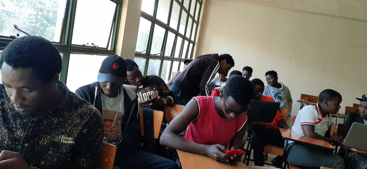 gdsc_meru's tweet photo. Today's Android session was 🔥🔥
Growing the next generation devs✅
@frankline_kihiu @paulo07162899  @auwalms

#DeveloperStudentClubs #DSCMeru #SolutionChallenge https://t.co/dGM8E4iOjz