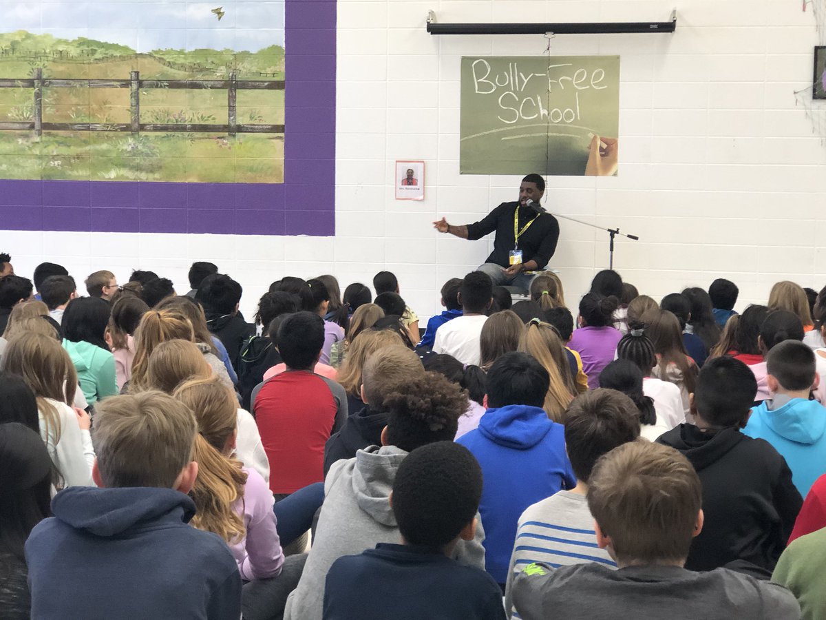Mr. Steven Wren Sr., a well known barber in the area and father to a fifth grader at Owen, shared the story The Crown with the 3-4-5 graders.  We discussed the importance of self-esteem, confidence, building relationships, and more.  Thank you Mr. Wren!