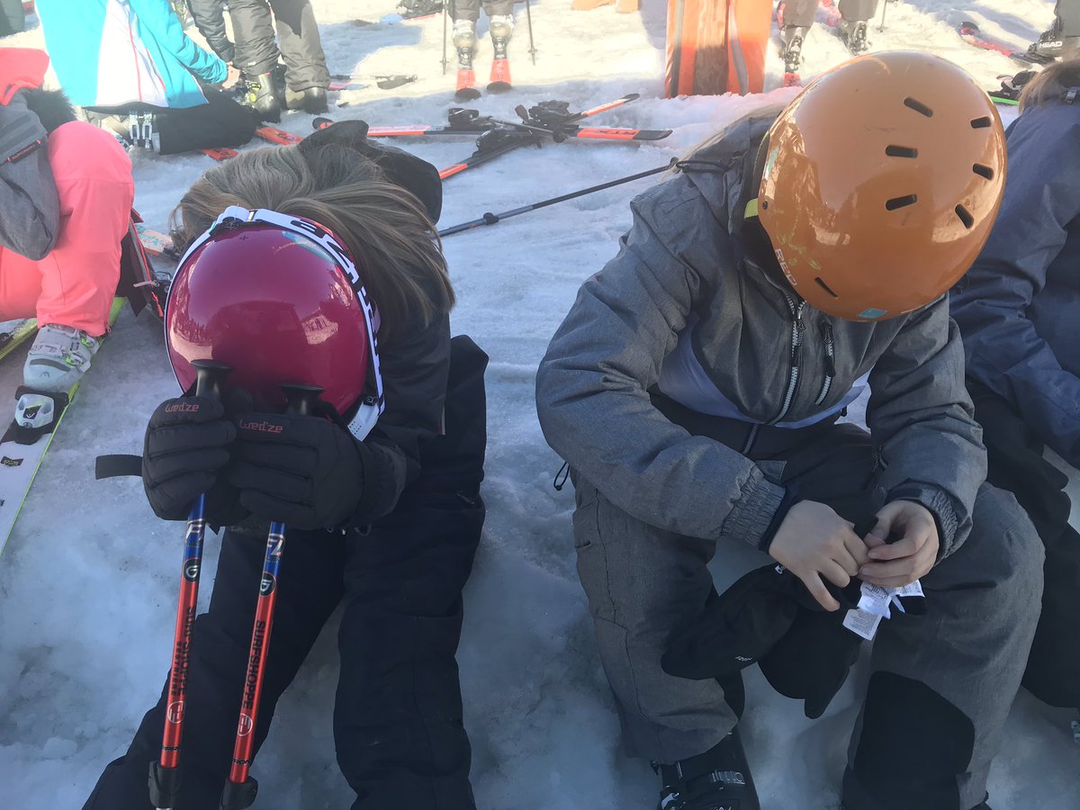 MrSimpson_GSA's tweet photo. Some of Team Simpson a bit more camera shy than others...#Sestriere20 @GSA_Sports https://t.co/eu4vrbihCy