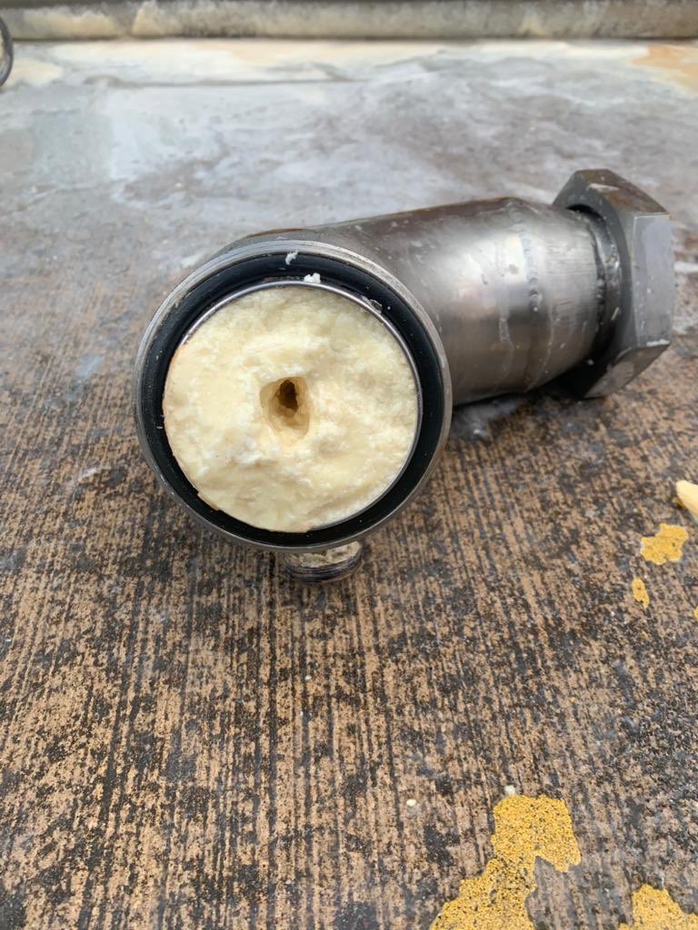 Hydroblastltd's tweet photo. We’ve unblocked some drain pipes in Aiskew this week thanks to Storm Dennis! Last week saw us removing Yogurt from pipework from a High street retailer in Staffordshire.
https://t.co/3JuZ365nfw 01677424542 Hydroblast >💧®️
#Diverse #PipeCleaning #500bar #98degrees #drainjetting https://t.co/jgV2NkMFDd
