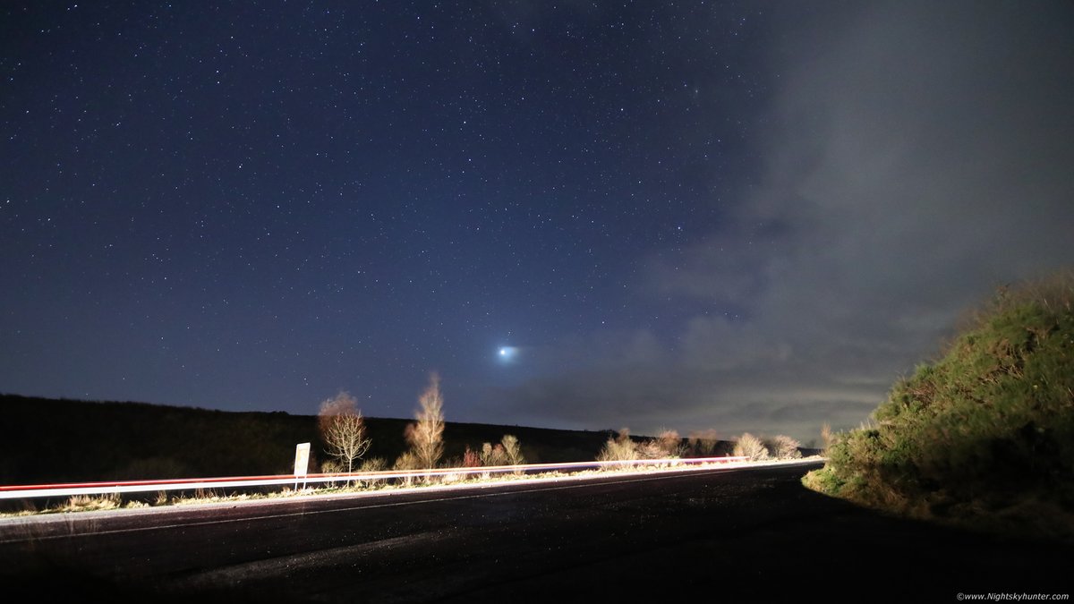 martinastro2005's tweet image. Test images from Glenshane last night with new Irix 15mm F/2.4 lens, Orion, Venus &amp;amp; hint of ZL. Lens stopped down to F/2.8, 8 sec exposures at ISO6400, quick tests in blustery wind between snow showers nightskyhunter.com #lenstest #irix15mm