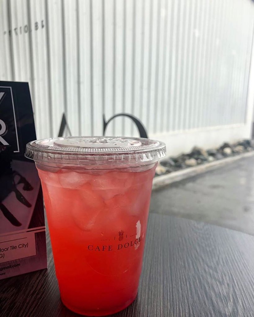 cafedolceja's tweet photo. What happens when you mix strawberries with ginger? 🤔 Experience the sweet kick of our  #StrawberryGinger lemonade 🍓 #CafeDolceJa https://t.co/qtK8JDtR2S