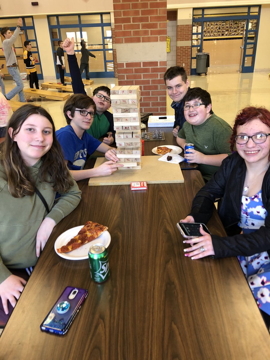 hasd_whm's tweet photo. WHMS after school social https://t.co/kzpouDZRwU