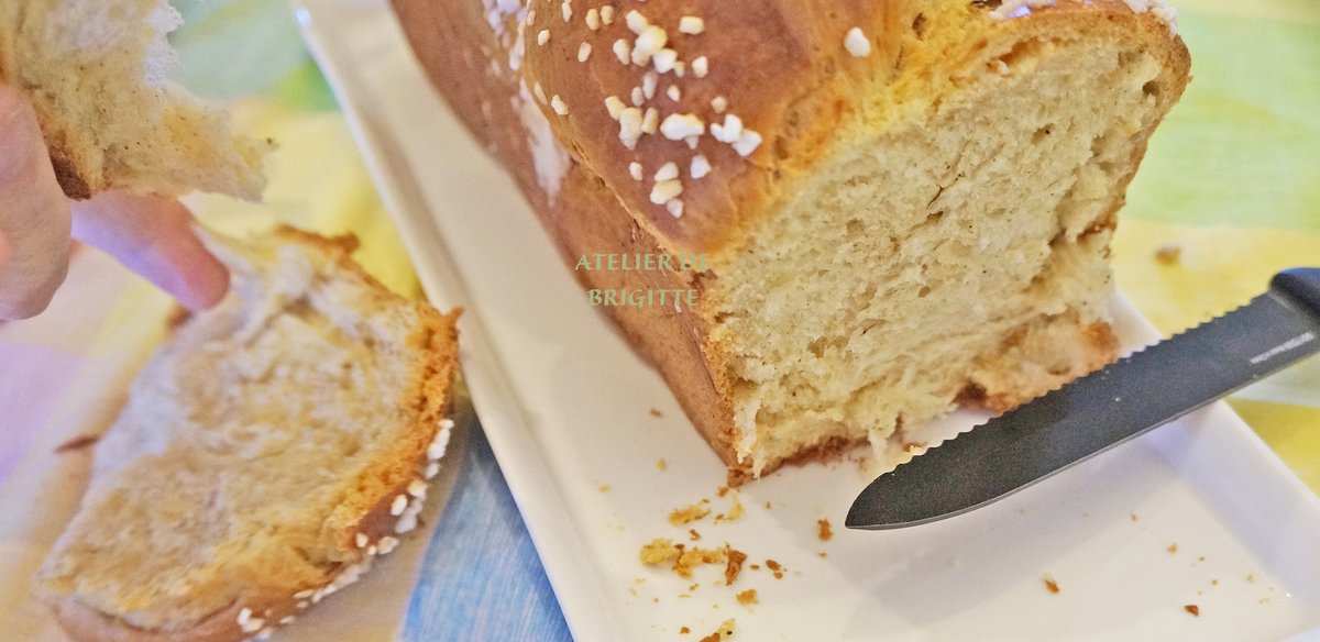 cofooders's tweet photo. #Recette via @AdeBrigitte Brioche torsadée, super moelleuse, et, méga filante 👉https://t.co/BvWtdlxI9l #brioche #gouter #food #moelleuse #patisserie #viennoiserie #bon https://t.co/9JoRoemZKt