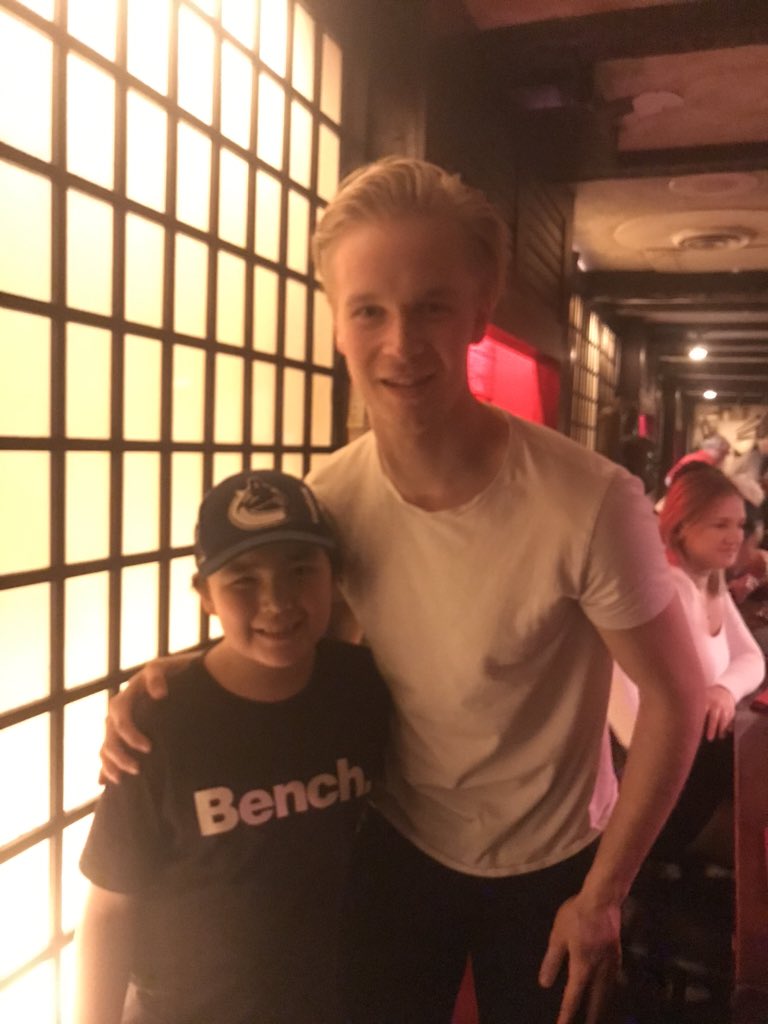131cob131's tweet photo. My son and his favourite player, @_EPettersson. I still can’t believe this happened. @Canucks #biggestfan #dreamsdocometrue #thankyou https://t.co/iHoEiAU2Vq