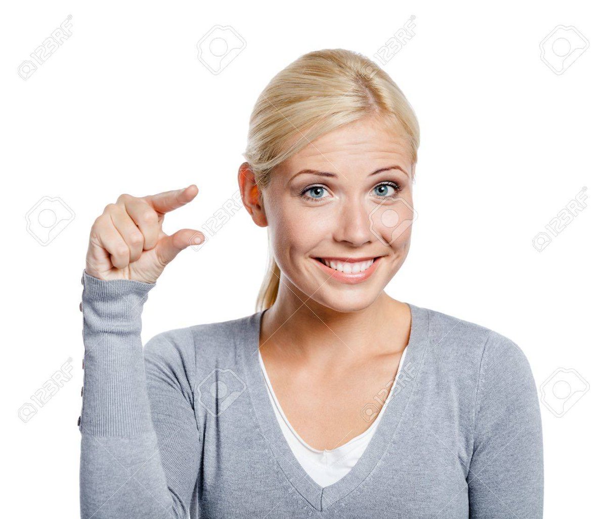 lveisland's tweet photo. the amount of effort paige gives in shouting “i got a text” #loveisland https://t.co/JVObxXtCbL