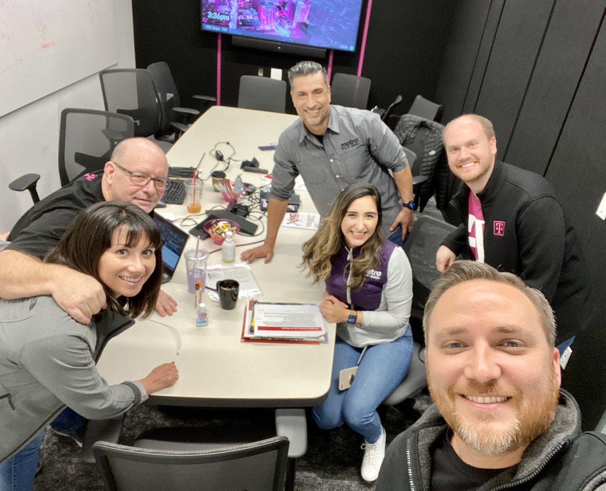 Meeting of the minds! <a href="/Aweiss_4/">Andy</a> @marialperez0620 <a href="/Gladysdani_/">Gladys | Digital Marketer + Sales</a> @donhill94771 <a href="/TMobile/">T-Mobile</a> <a href="/MetroByTMobile/">Metro by T-Mobile</a> #DFW