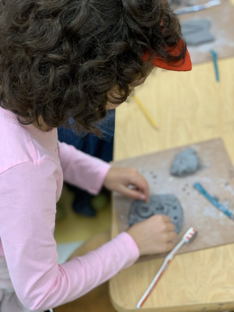 CombsArtRoom's tweet photo. 4th and 5th grade art club playing with clay today! This is the first clay project of the year and we are SO. EXCITED! @4thCombs @Combs5thGrade @CombsCatchUp https://t.co/XS5zchYTSa