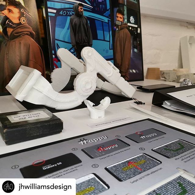 Posted <a href="/withregram/">Repost app</a> • @jhwilliamsdesign Final Submission complete for Synthesis &amp; Resolution ✔️😁#appy #happy #design #3D #dystopia #render #photoshop #model #3Dprint #deadline #msoa_3ddesign3 @msoa_3ddesign