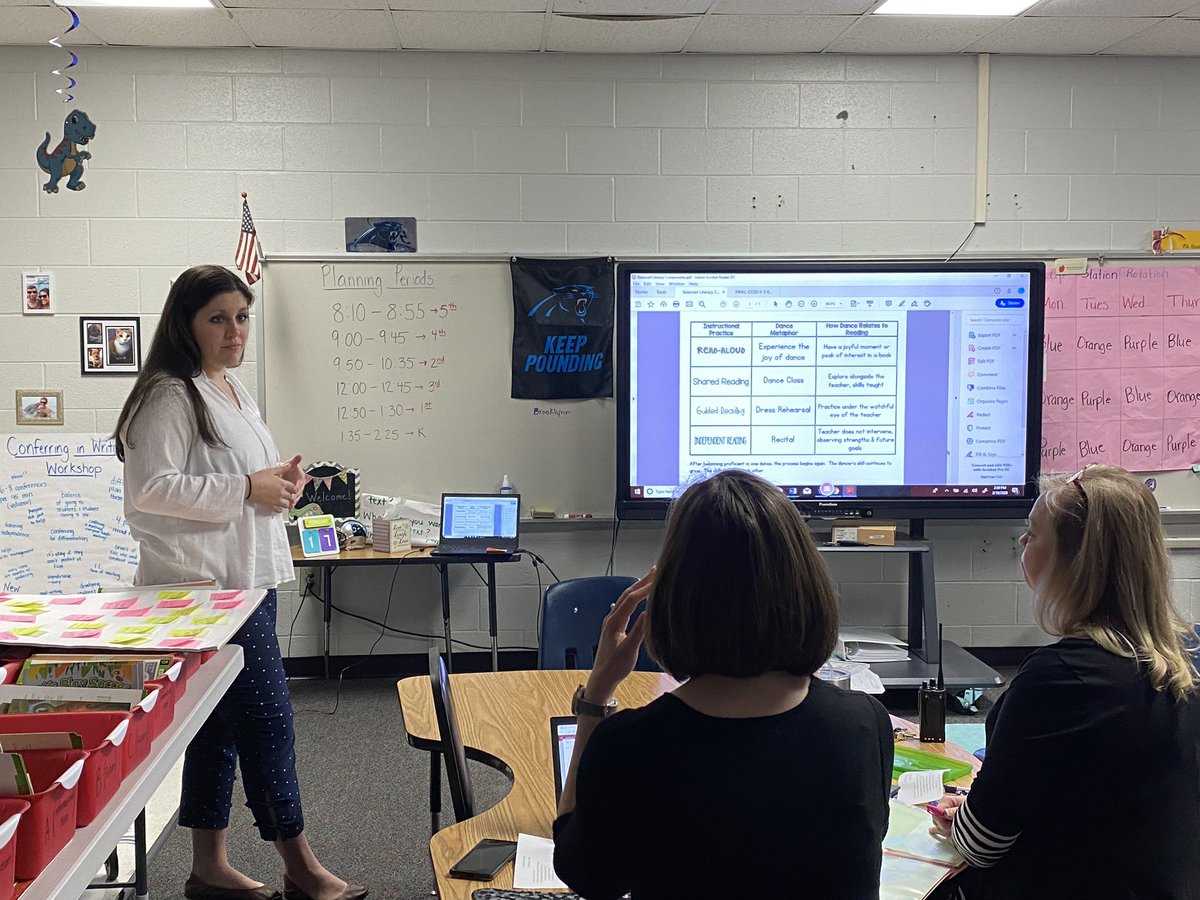CPESA_CCSD's tweet photo. Literacy PLC #GuidedReading #Writingtoolkit https://t.co/ZZEM8DudRN