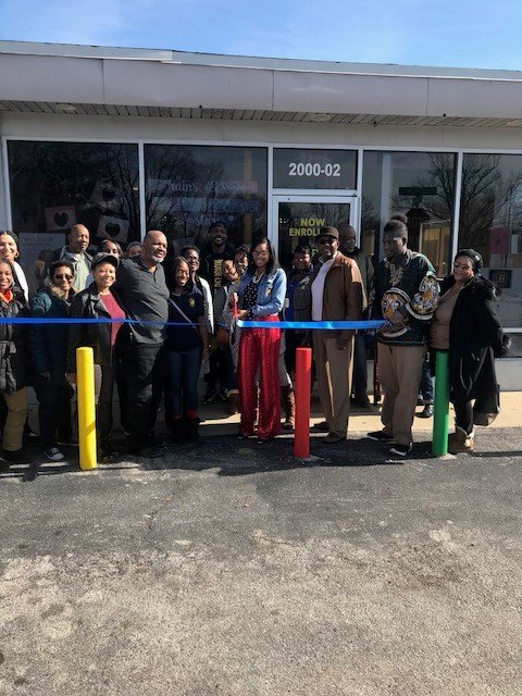 jschrumSTL's tweet photo. The @STLRegChamber was proud to help @jessiebsacademy with their ribbon cutting today.  We are glad that they are part of the region!  #stlchamberspotlight https://t.co/OnbtsCT7Vs