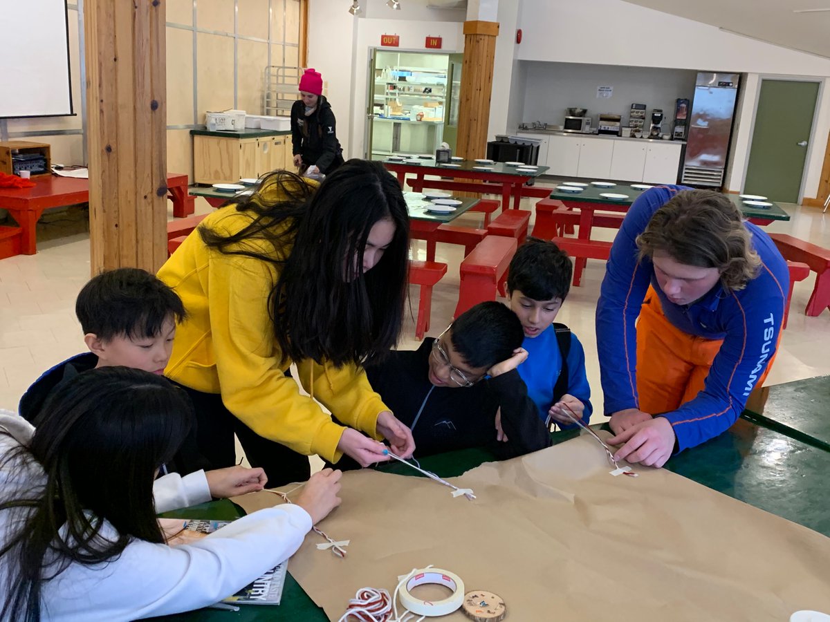 Our Grade 10 and 11 student leaders in action at Wanakita! <a href="/HTSRichmondHill/">HTS Richmond Hill</a>  <a href="/ALIVEOutdoors/">ALIVE Outdoors</a>