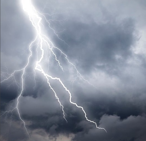 BenchMarkPA's tweet image. House fires and property damage from fallen trees are frequently left in the wake of heavy storms, but if it happens to you - we’ve got your back. We can manage your claim from start to finish - maximizing your recovery efforts!

#lightning #thunder #storm #housedamage #housefire