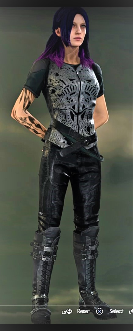 FFXV: Comrades has been fun so far. I don't have PS+ so can't do dailies, but the hunts are fun.

This is my Glaive Lia Skyblade.
(Pls open the pics coz omg I can't get them right xD)