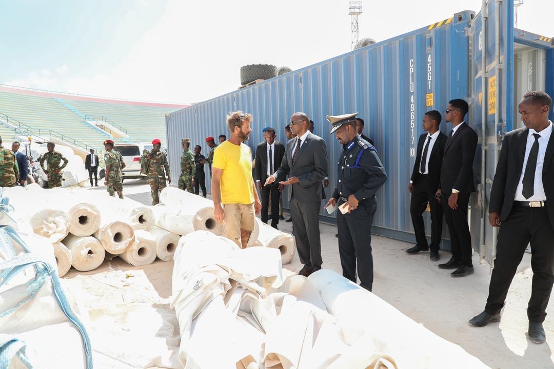 gabowduale's tweet photo. The @SomaliPM visited the stadium today. The last time he visited, it a a broken building with 100s of UXO In two weeks, the landmark will look more beautiful. A lot of work remains though to make it as it used to be - a sport village. @AbdiBarud @EU_in_Somalia @NorwayInSomalia https://t.co/NDcBIPAJdC