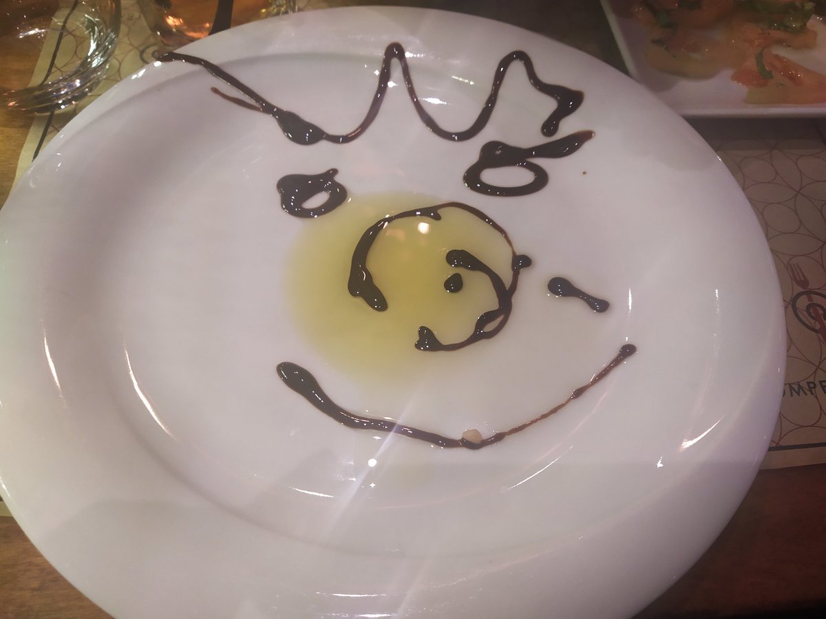 RaiaTz's tweet photo. Smile :) https://t.co/mPPyKKa4c1