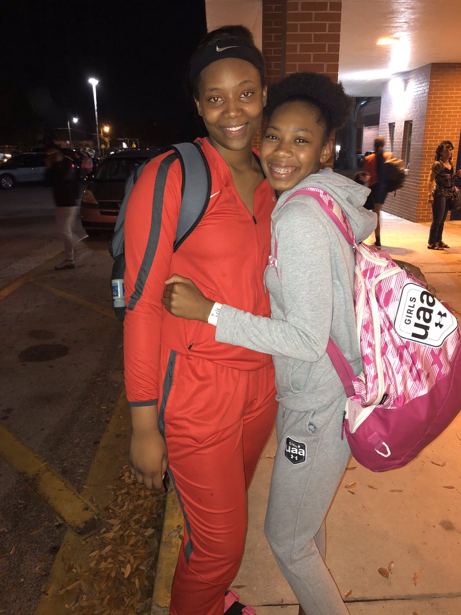 Missed my battle buddy .... <a href="/colorme__myaa/">Mya x Lamar 🥑</a> it was good being on the floor with you again. This summer we turning all the way up 
<a href="/strawberrycrest/">Strawberry Crest HS</a> <a href="/WinterHavenAth/">WinterHavenAthletics</a> 
⛹🏽‍♀️💯🏀