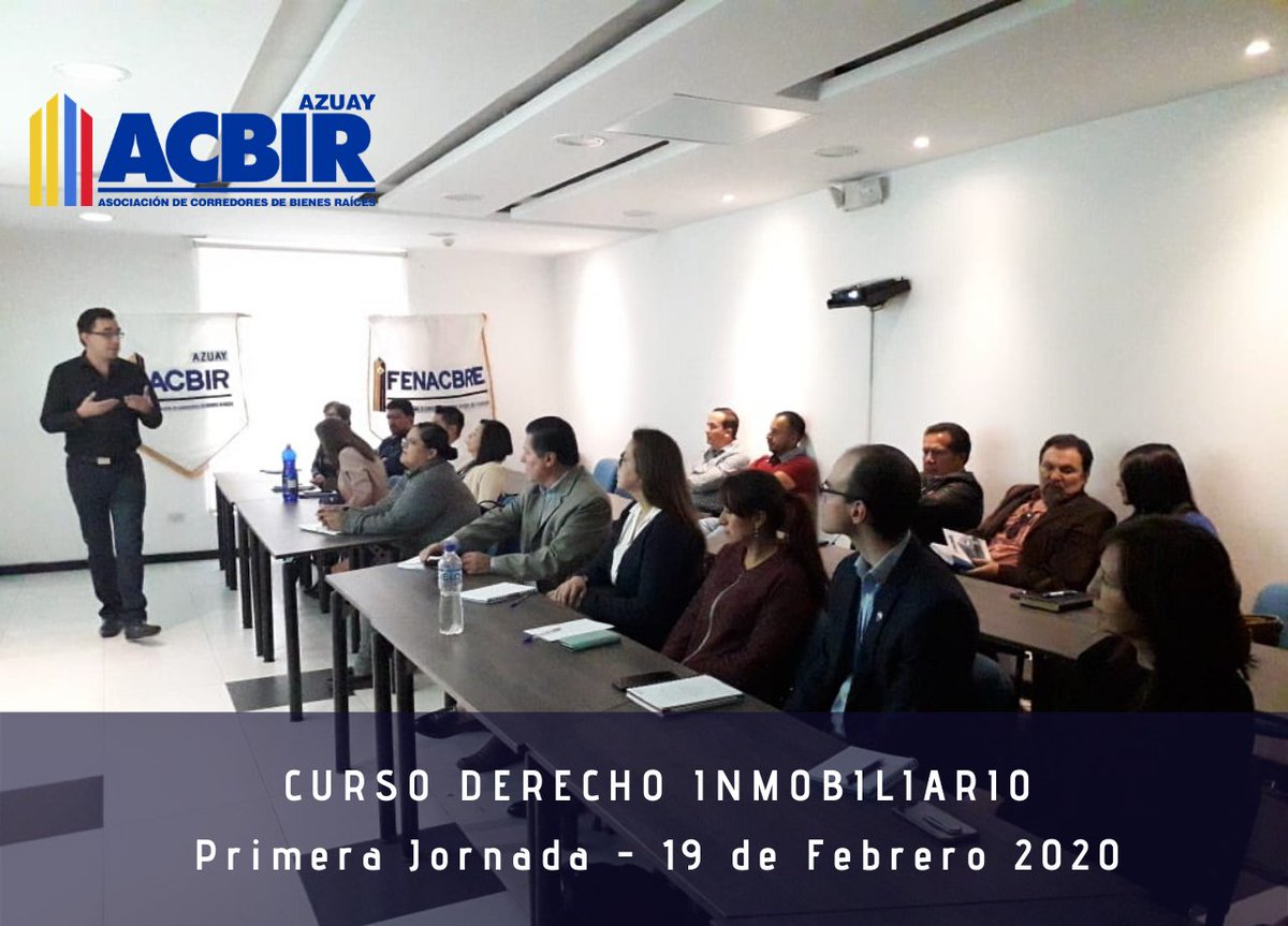 AcbirAzuay's tweet photo. Seguimos capacitando a nuestros socios. La #capacitación constante es el mejor escudo contra la informalidad. Hoy iniciamos el curso de Derecho Inmobiliario con el Dr. René Almeida.
#YoSoyAcbir
#SoyCorredorConLicencia https://t.co/gG4YbYSw6O