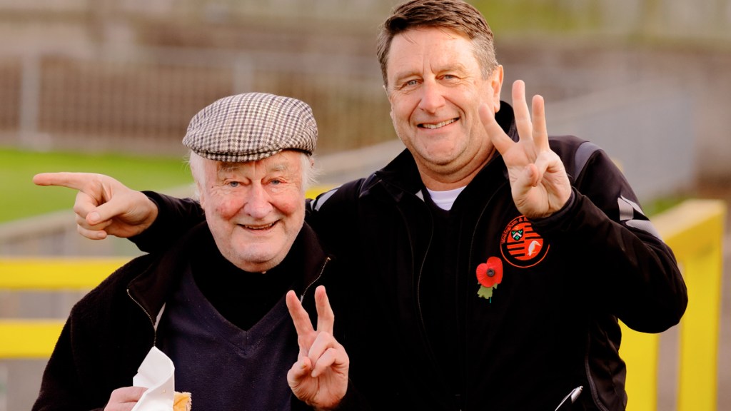 Richard Croyden: Tributes to a Wokingham football stalwart footballinbracknell.co.uk/news/club-news…