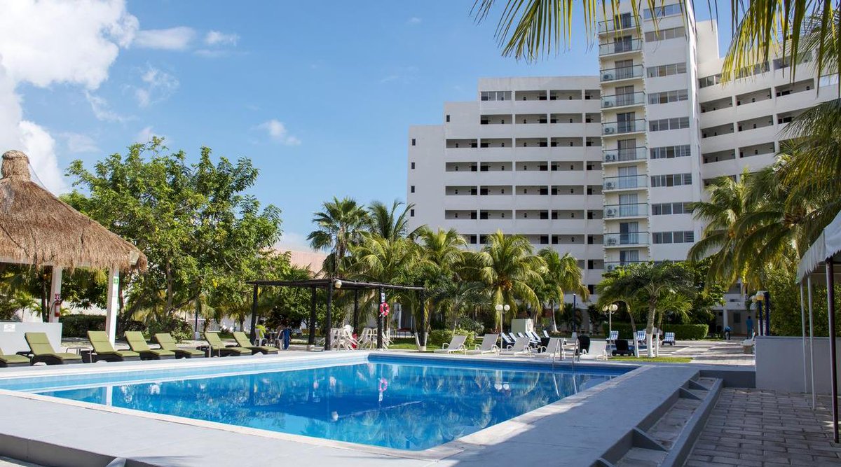 🏡Мексика, Канкун, Calypso Hotel Cancun 3*.
✈️Вылет: 10.04, 12 дней, все включено.

Отель Calypso Cancun расположен между заливом Ничупте и Карибским морем. В отеле есть ресторан, а также табачный магазин. К услугам гостей отеля Cancun 2 бассейна с… t2p.pw/qYV2UhLp8t