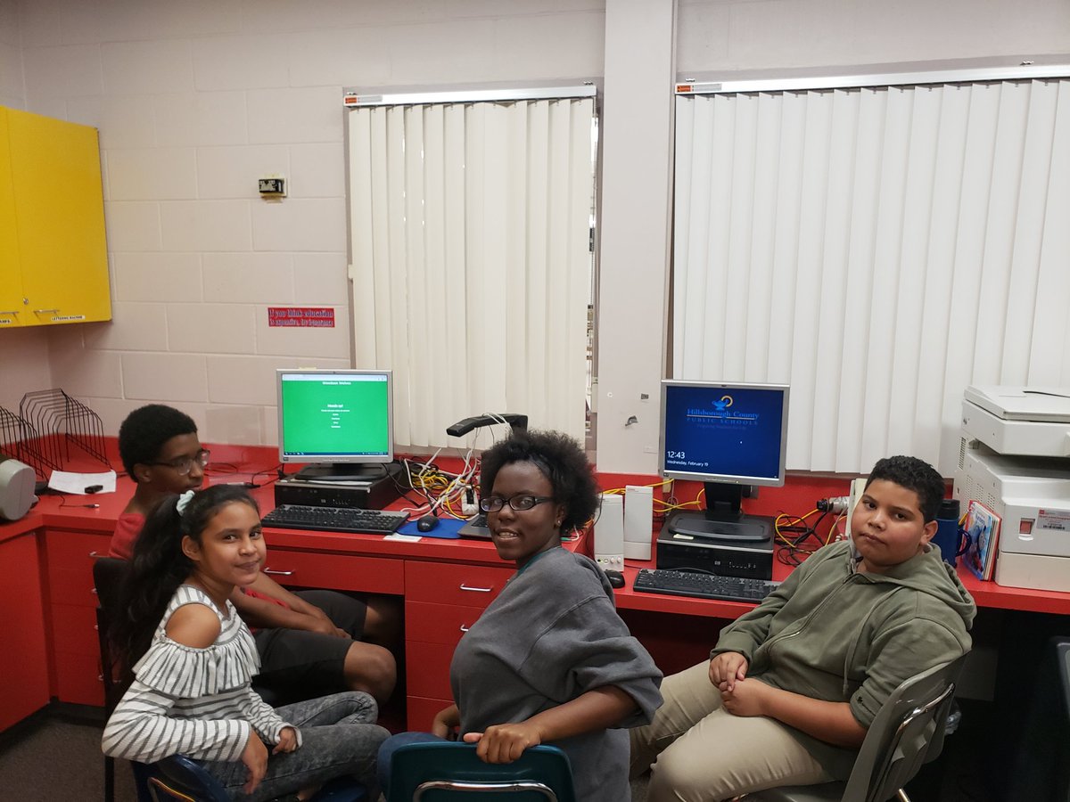 Aaaaaand....we got it right! We're Virtual Quiz bowling, y'all.