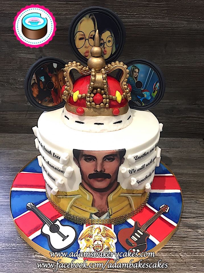 adamsbakerycake's tweet photo. ! ! Its a killer......QUEEN cake ! !
extra tall cake created around the Freddy image with hand crafted edible crown topper, queen track list scrolls to the side and personalised with edible photo record toppers! #queen #fedddie #cake #cakemaker #sheffield #southyorkshire #baker https://t.co/MhnyHLFWPu