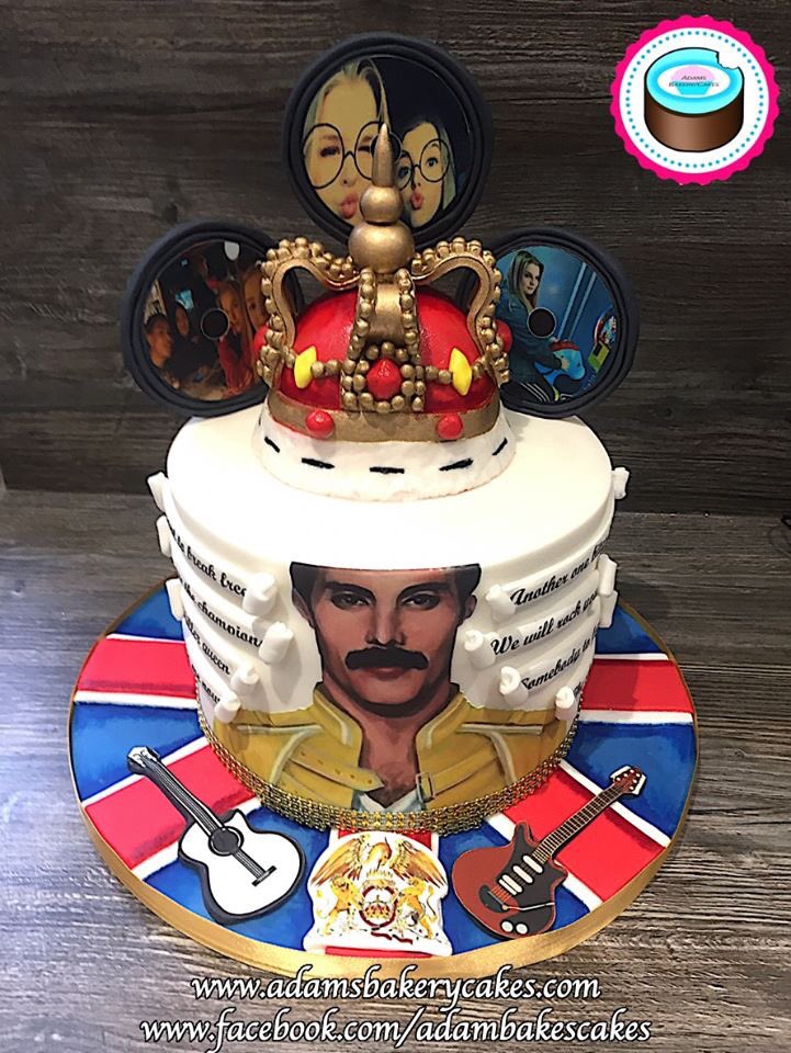 adamsbakerycake's tweet photo. ! ! Its a killer......QUEEN cake ! !
extra tall cake created around the Freddy image with hand crafted edible crown topper, queen track list scrolls to the side and personalised with edible photo record toppers! #queen #fedddie #cake #cakemaker #sheffield #southyorkshire #baker https://t.co/MhnyHLFWPu