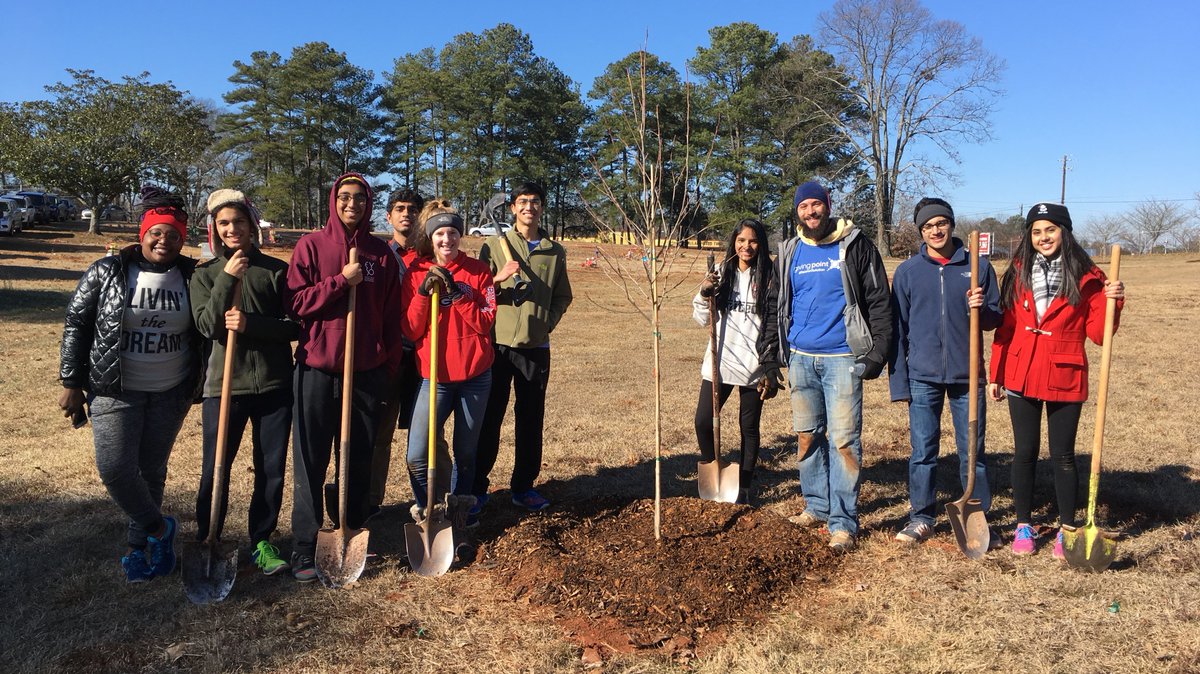 The hardest part of volunteering is finding a service that feels right for you. With <a href="/HandsOnAtlanta/">Hands On Atlanta</a>'s Hot Projects list, you can find the best opportunity for making a difference in your community! #givingisthepoint bit.ly/2RlBCef