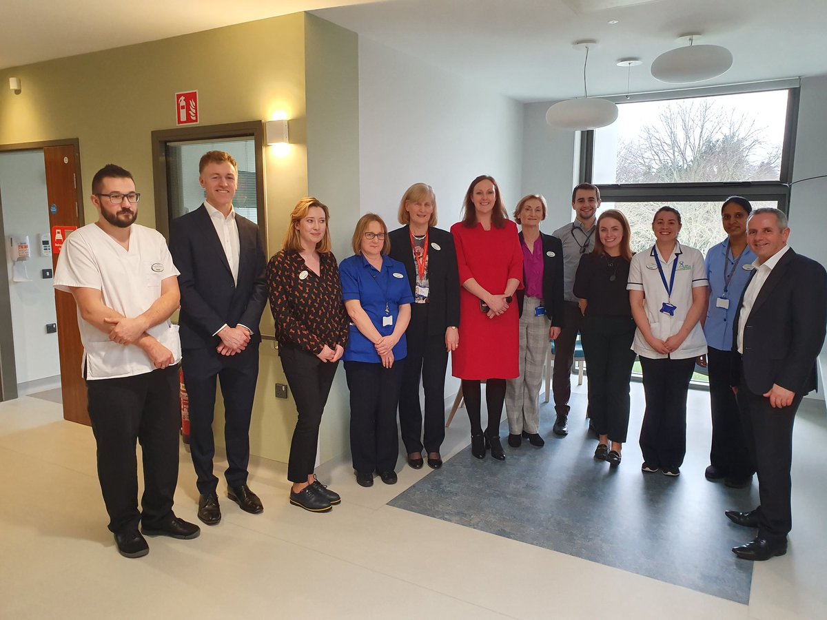 Meeting with the teams in Peaumount Healthcare today. Excellent examples of Integrated Care in action. Hugely positive outcomes for older people, people with intellectual disabilities &amp; high dependency needs. <a href="/HSELive/">HSE Ireland</a> #OurHealthService