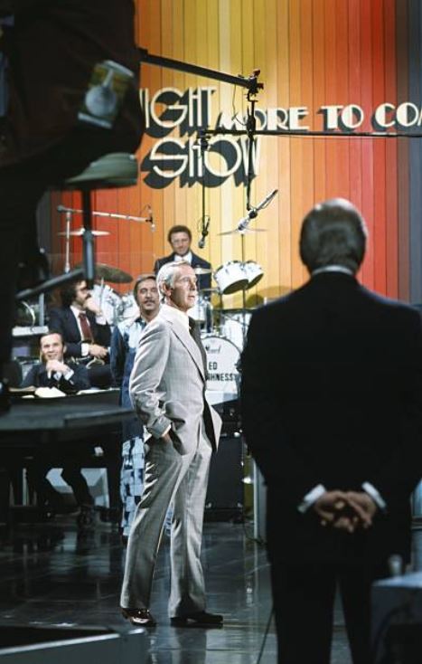 A great angle of Johnny doing what he does best. #thetonightshow #johnnycarson