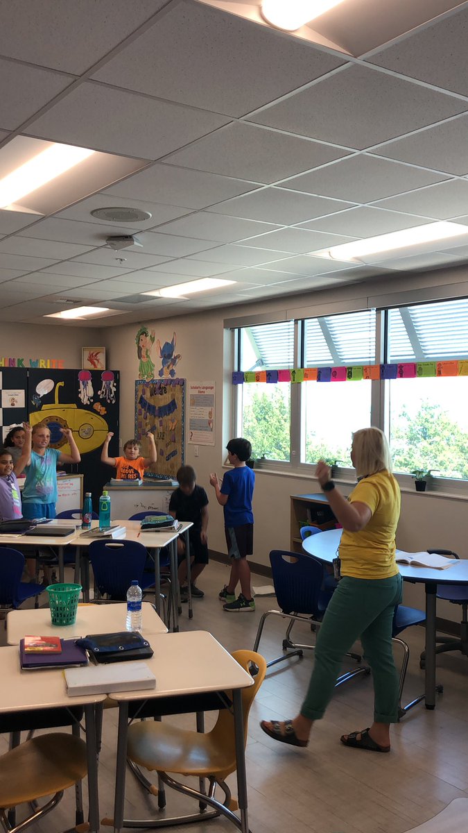 KeysAVID's tweet image. Fireworks at Stanley Switlik Elementary @keysschools AVID Day!  #thisisavid @AVIDEasternDiv @AVID4College