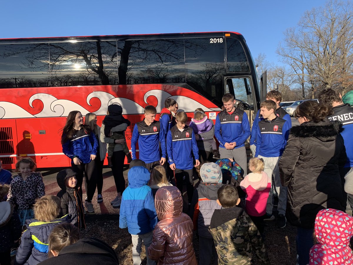 Seneca_EC's tweet photo. Good luck from the LITTLEST INDIANS! #TPC #Statewrestlers https://t.co/yl0425uSyF