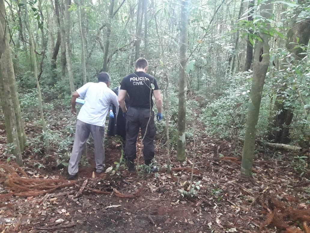 delmariosouza's tweet photo. PC/DPM - 2DPRM - DPHPP CANOAS

OPERAÇÃO RUÍNA

DELEGACIA DE HOMICÍDIOS DE CANOAS PRENDE AUTORES DE ASSASSINATO EM TAQUARA

A provável vítima estava desaparecido em Canoas. https://t.co/Ov7OoTr8K6